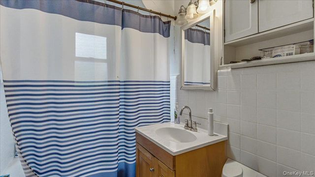 6402 Ellwell Crescent, Rego Park, NY 11374