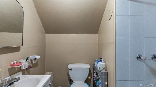 6402 Ellwell Crescent, Rego Park, NY 11374