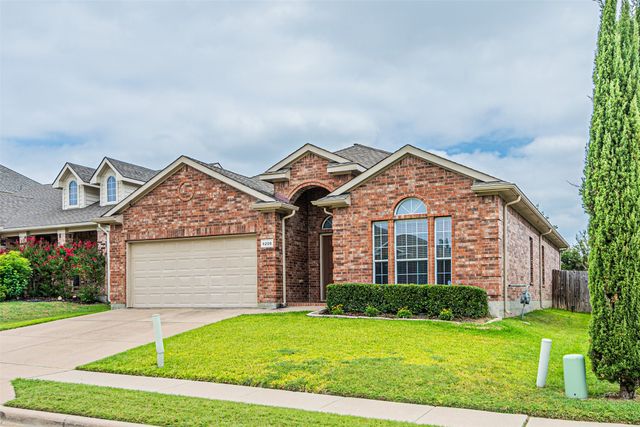 6208 Melanie Drive, Fort Worth, TX 76131