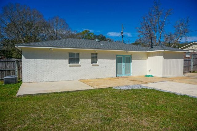 5161 Lancelot Drive, Mobile, AL 36619