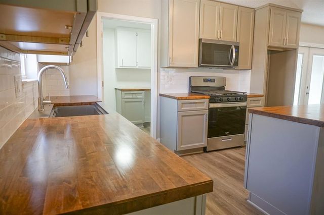 5161 Lancelot Drive, Mobile, AL 36619