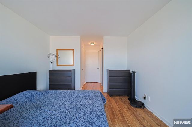 200 Old Palisade Road 9H, Fort Lee, NJ 07024