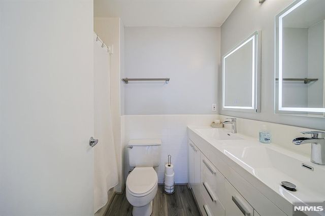 200 Old Palisade Road 9H, Fort Lee, NJ 07024