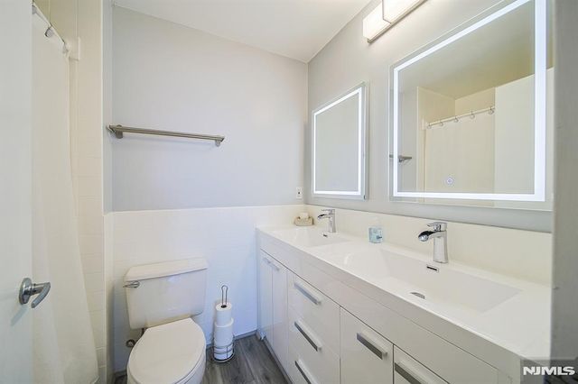 200 Old Palisade Road 9H, Fort Lee, NJ 07024