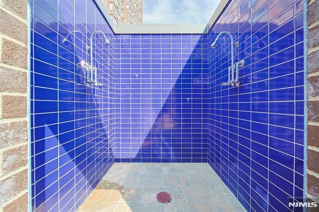 200 Old Palisade Road 9H, Fort Lee, NJ 07024