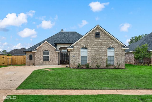 5820 Bluebonnett Drive, Bossier City, LA 71112
