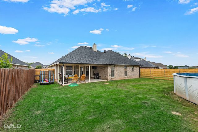 5820 Bluebonnett Drive, Bossier City, LA 71112