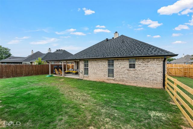 5820 Bluebonnett Drive, Bossier City, LA 71112