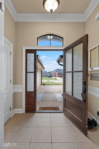 5820 Bluebonnett Drive, Bossier City, LA 71112
