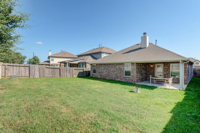 7310 Markstone Falls Lane, Richmond, TX 77469