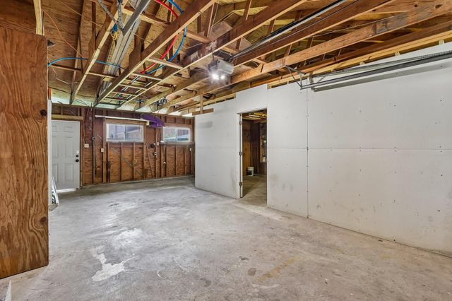 5709 Maco Street, Galveston, TX 77551