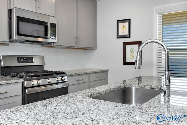 104 Umbra Circle, Huntsville, AL 35811