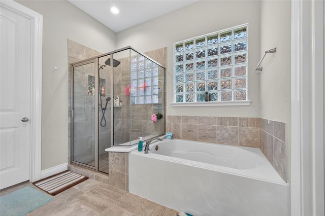 4947 Thunder Creek Ln, Sugar Land, TX 77479