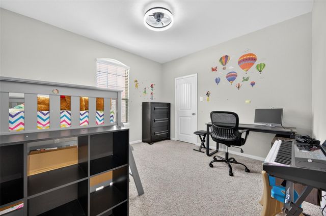 4947 Thunder Creek Ln, Sugar Land, TX 77479