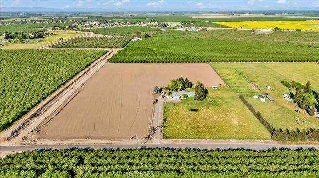 23760 Road 15, Chowchilla, CA 93610