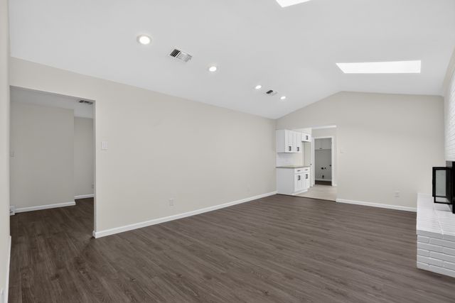 4348 Selkirk Drive W, Fort Worth, TX 76109