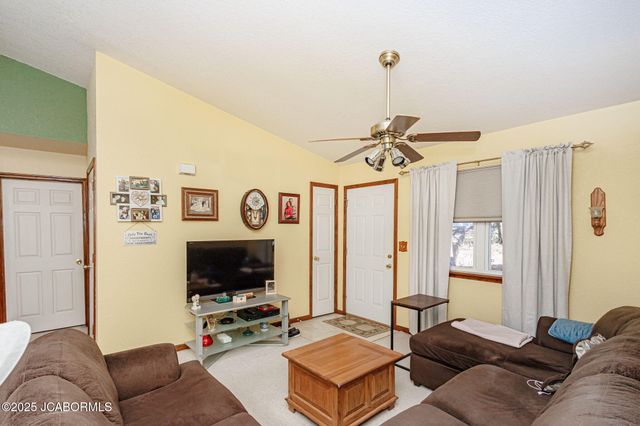 11421 VALLEY VIEW COURT, Holts Summit, MO 65043