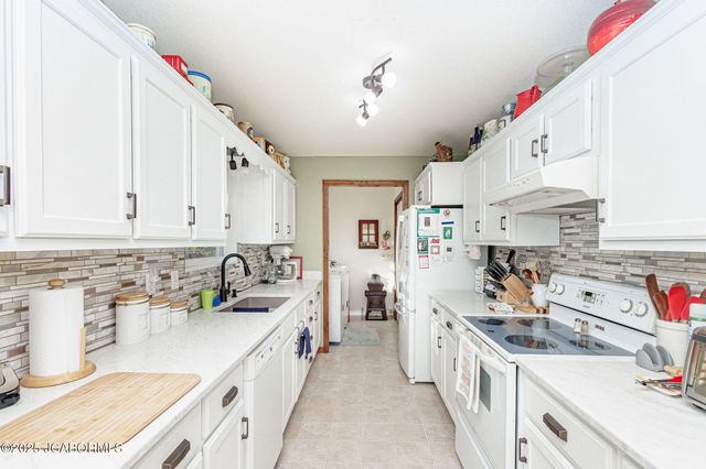 11421 VALLEY VIEW COURT, Holts Summit, MO 65043