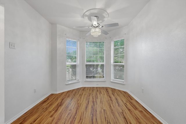 921 High Point Drive, Midlothian, TX 76065