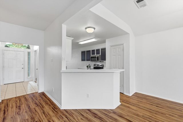 921 High Point Drive, Midlothian, TX 76065
