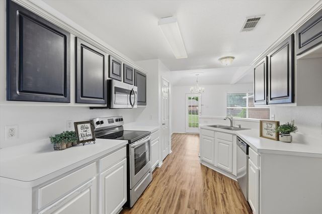 921 High Point Drive, Midlothian, TX 76065