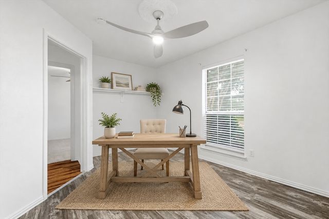 921 High Point Drive, Midlothian, TX 76065