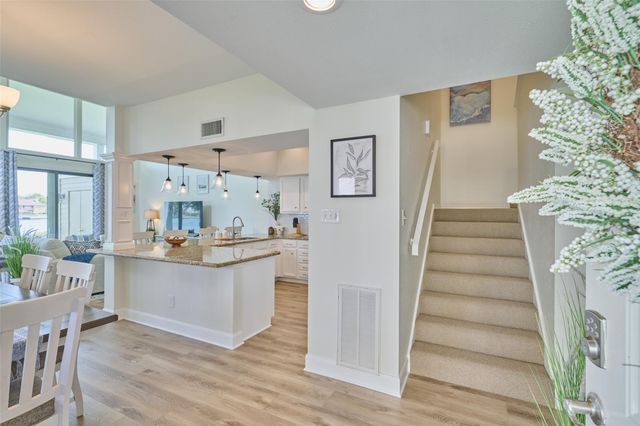 73 April Point Drive S, Montgomery, TX 77356