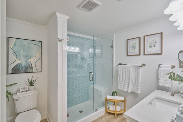 73 April Point Drive S, Montgomery, TX 77356