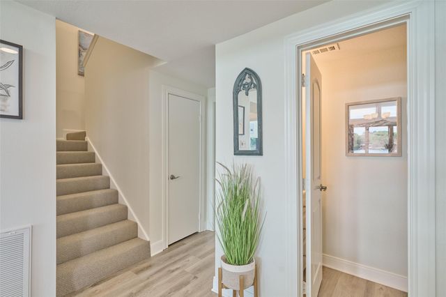 73 April Point Drive S, Montgomery, TX 77356