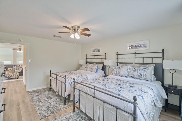 73 April Point Drive S, Montgomery, TX 77356