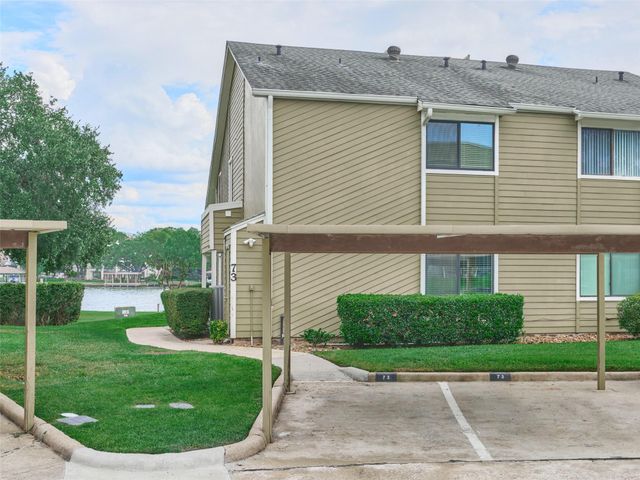 73 April Point Drive S, Montgomery, TX 77356