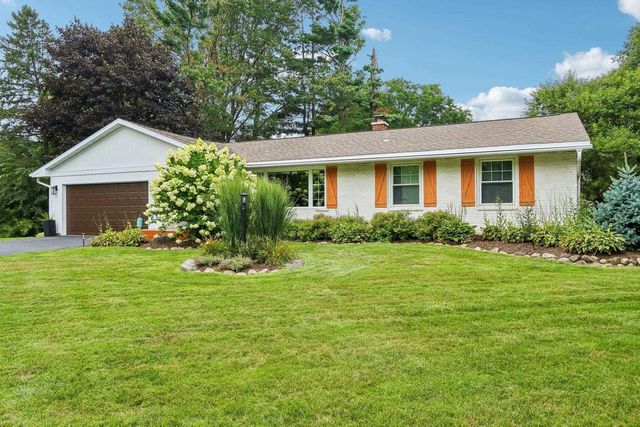 5594 Lavin Way, Waunakee, WI 53597