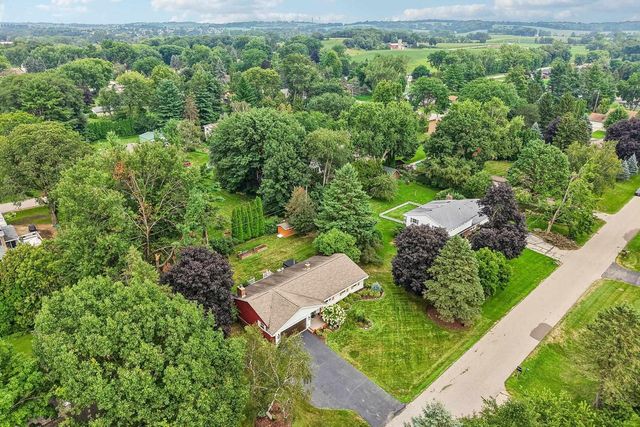 5594 Lavin Way, Waunakee, WI 53597