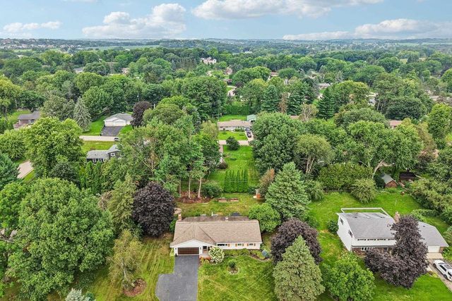 5594 Lavin Way, Waunakee, WI 53597