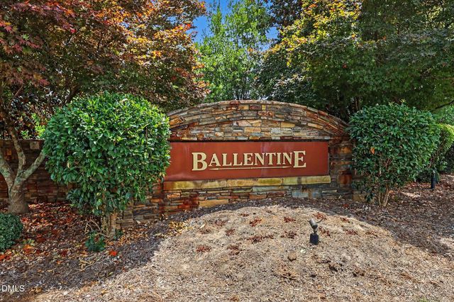 2032 Weaverline Drive, Fuquay Varina, NC 27526