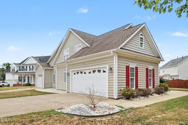 2032 Weaverline Drive, Fuquay Varina, NC 27526
