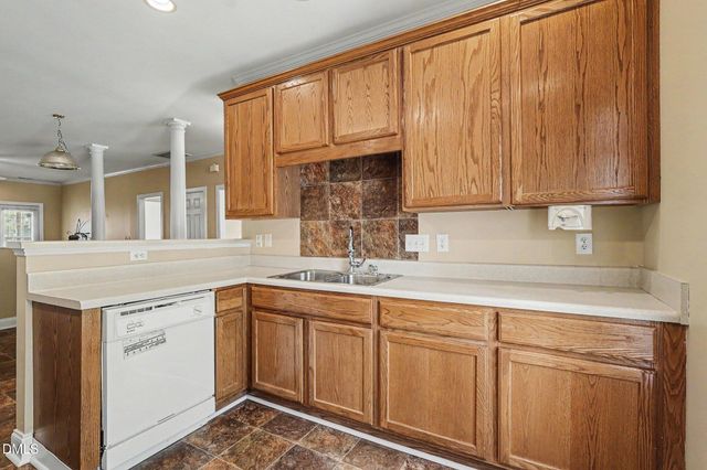 2032 Weaverline Drive, Fuquay Varina, NC 27526