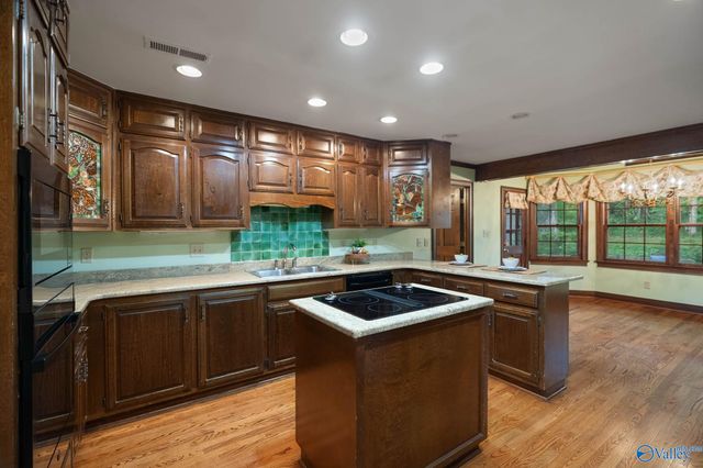 5830 Jones Valley Drive SE, Huntsville, AL 35802