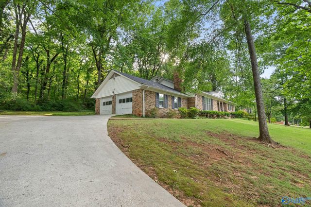 5830 Jones Valley Drive SE, Huntsville, AL 35802