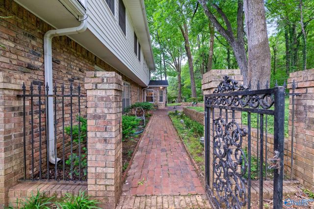 5830 Jones Valley Drive SE, Huntsville, AL 35802
