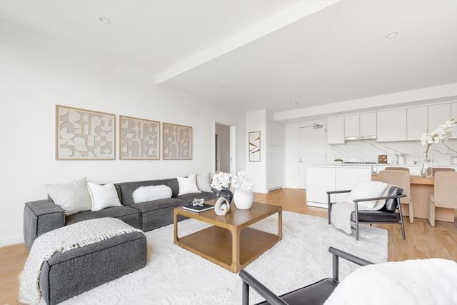 346 Congress St 703, Boston, MA 02210