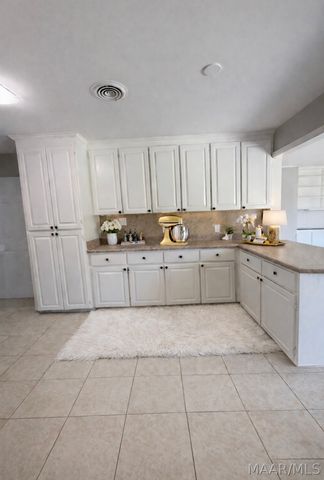 3651 EDGAR D NIXON Avenue, Montgomery, AL 36105