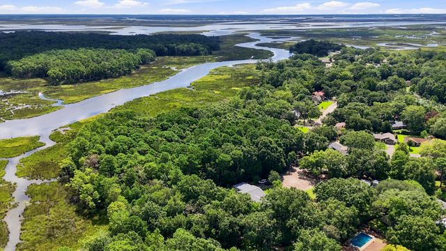 0 Sioux Bayou Dr., Gautier, MS 39553