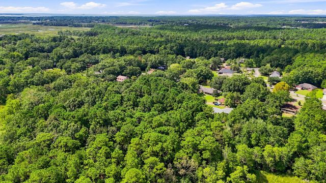 0 Sioux Bayou Dr., Gautier, MS 39553