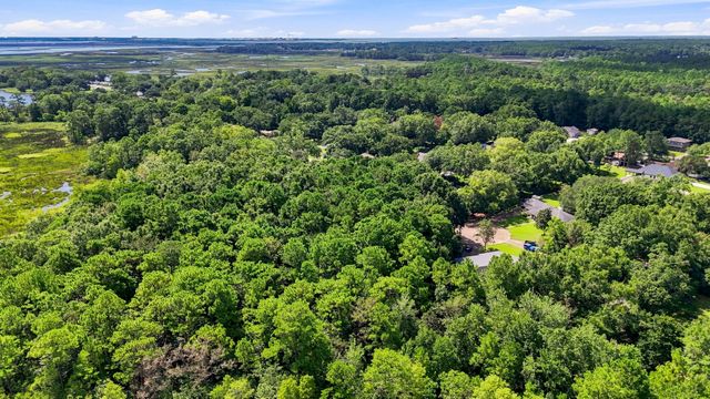 0 Sioux Bayou Dr., Gautier, MS 39553