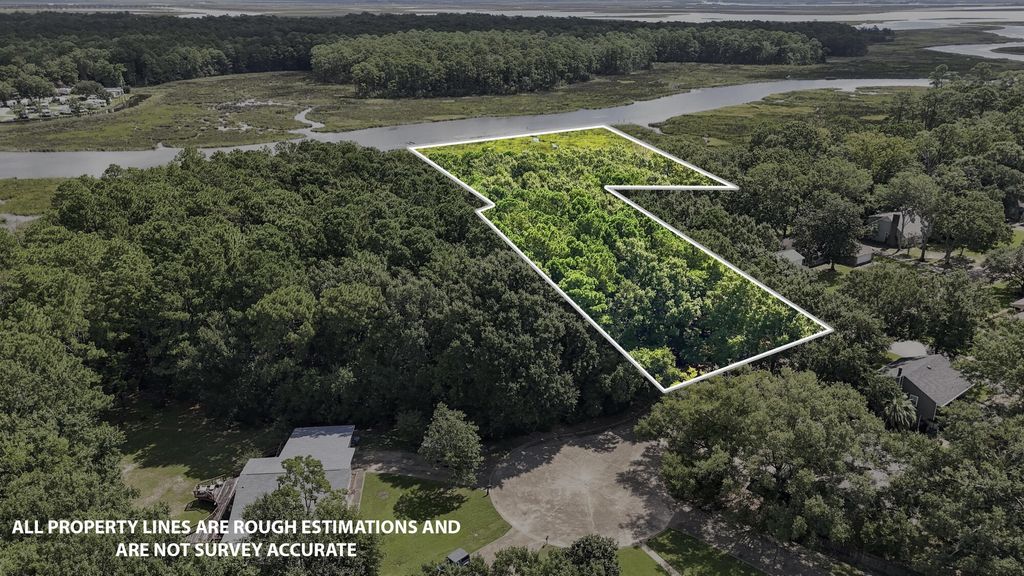 0 Sioux Bayou Dr., Gautier, MS 39553