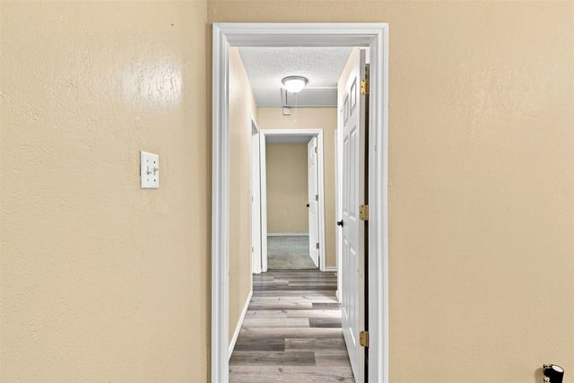 135 Meadow Ridge Drive, Cedar Hill, TX 75104
