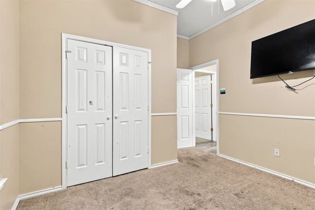 135 Meadow Ridge Drive, Cedar Hill, TX 75104