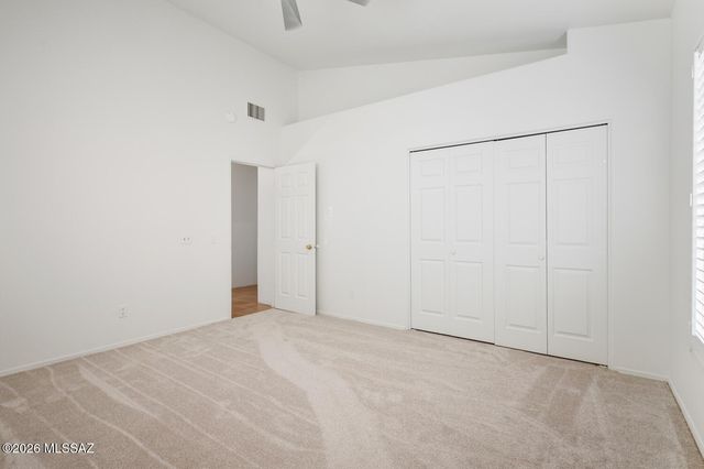5590 N Waterfield Drive, Tucson, AZ 85750