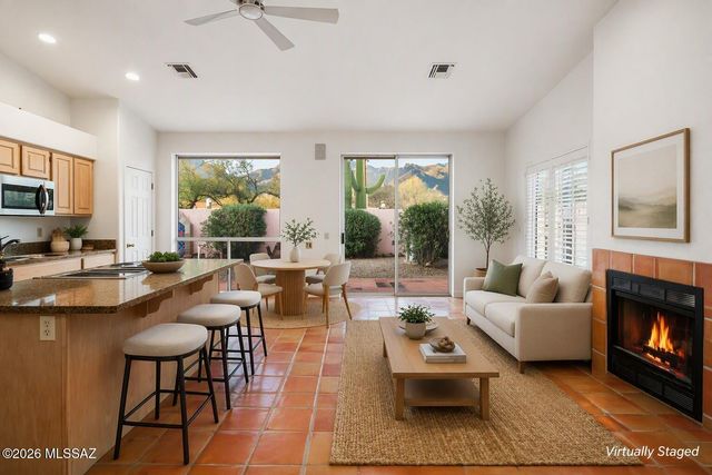 5590 N Waterfield Drive, Tucson, AZ 85750